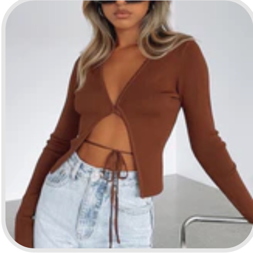 White Fox Boutique Opposites Attract Long Sleeve Knit Top in CHOCOLATE